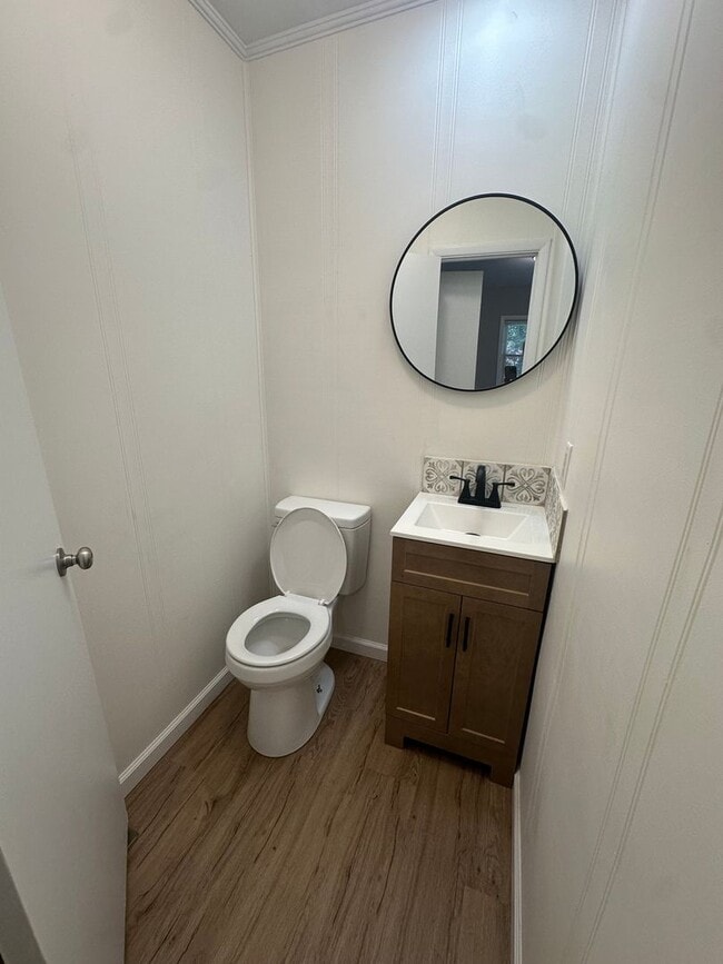 Building Photo - Charming Home in Saks