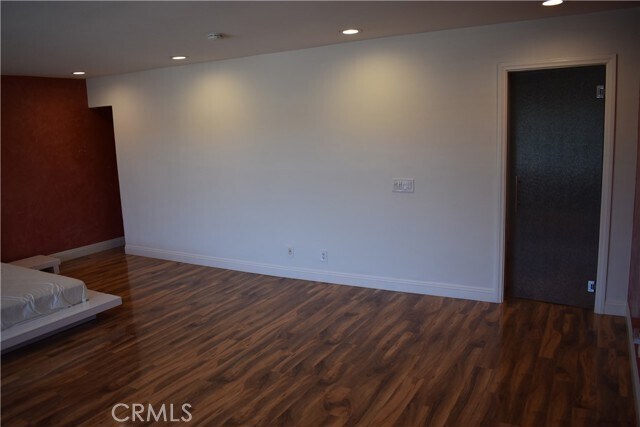 Building Photo - 15862 Caltech Cir