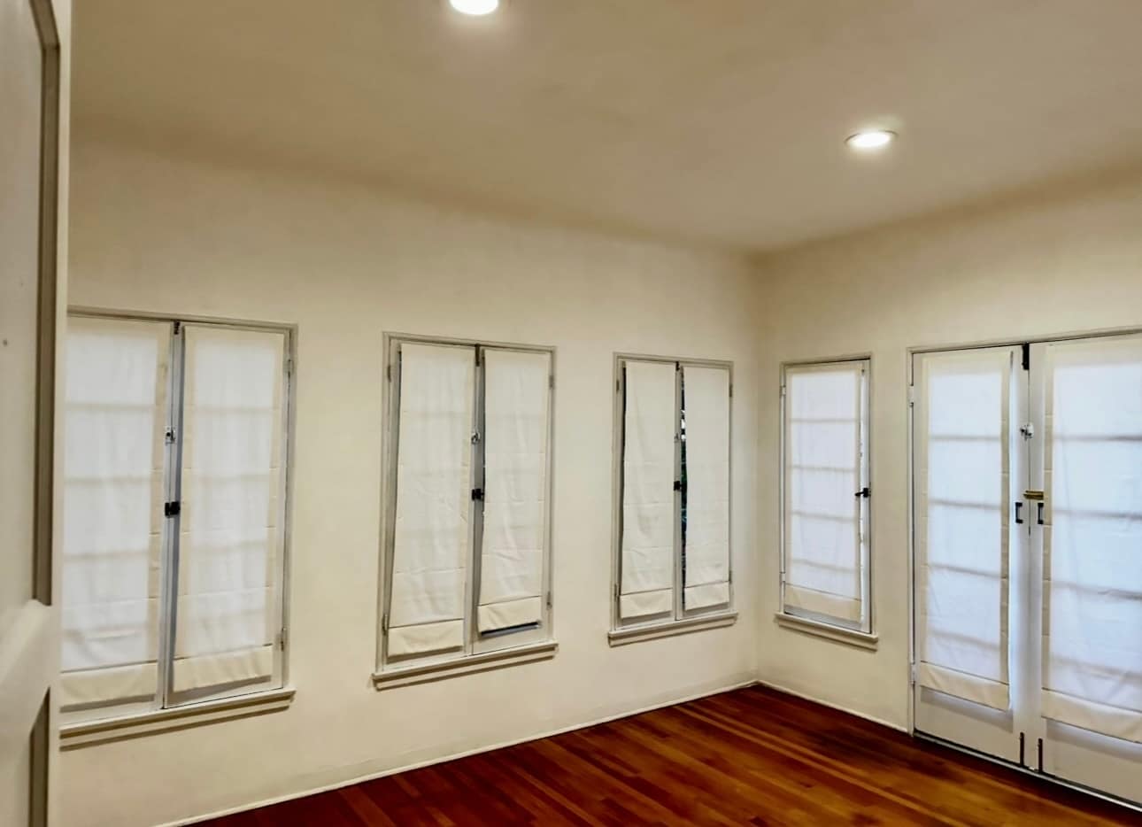 Building Photo - 1104 E California Ave