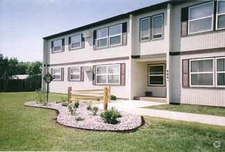 Building Photo - Center Street Apartments