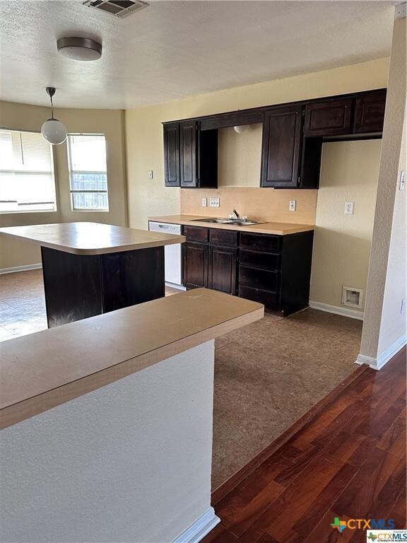 Building Photo - 4410 Mustang Dr