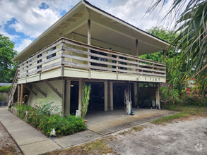 Building Photo - 1737 Evergreen St