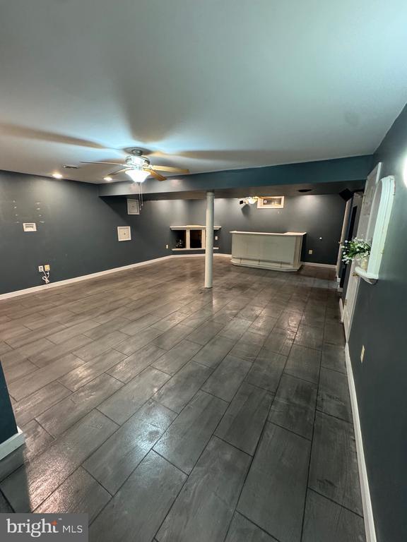 Building Photo - 8834 Chiswick Ct