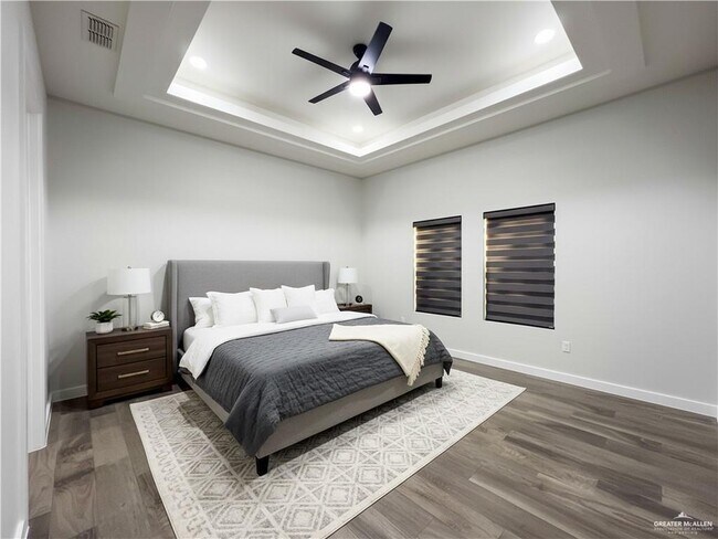 Building Photo - 27 Cooper Ln