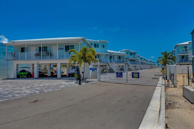 Building Photo - 10877 Overseas Hwy