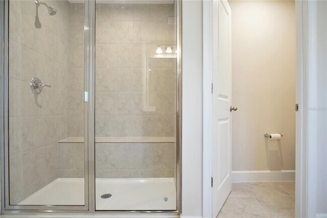 Building Photo - 1419 Eucalyptus Wy