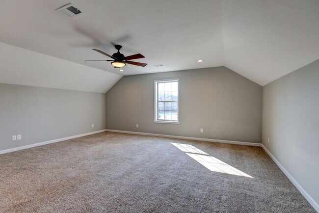 Building Photo - 1008 Meadowview Ln