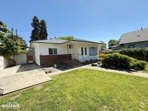 Building Photo - Spacious 3-Bedroom - 2-Bath Home with Bonu...