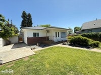 Building Photo - Spacious 3-Bedroom - 2-Bath Home with Bonu...