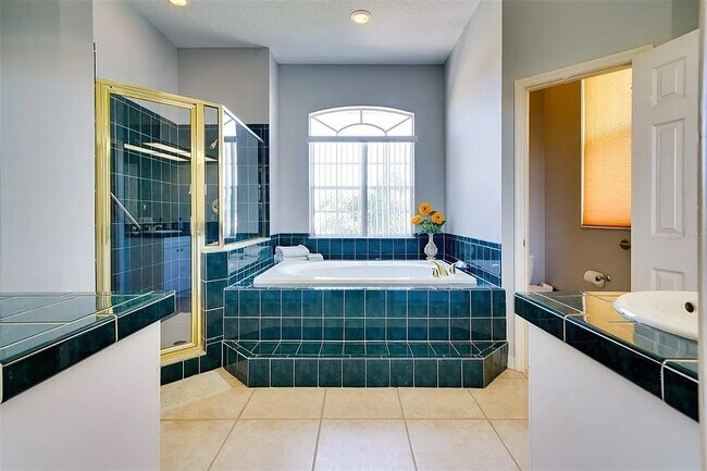 Building Photo - 802 Eagle Ln