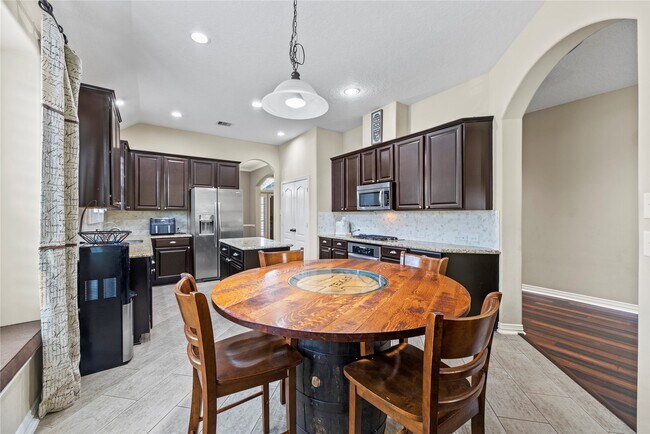 Building Photo - 21735 E Carolina Green Dr