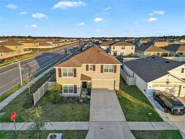 Building Photo - 16702 Carlton Pond St