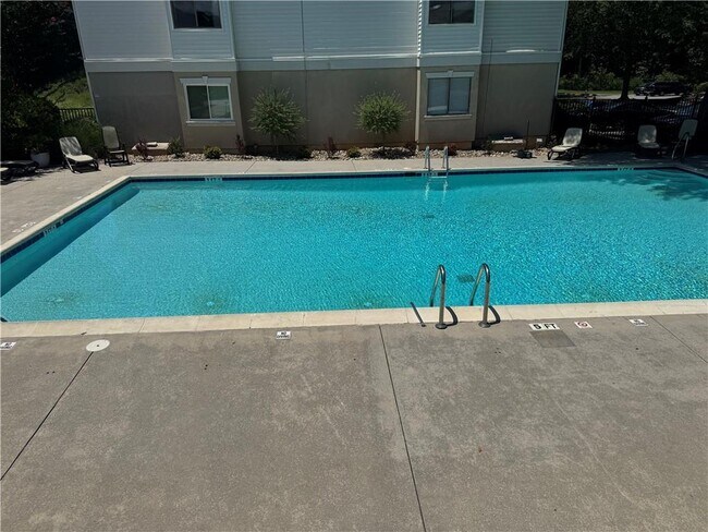 Building Photo - 5005 Wingate Way