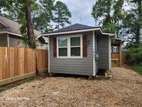 Building Photo - 10946 Amblewood St