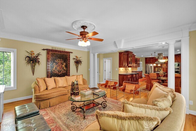 Building Photo - 560 N Hubbards Ln