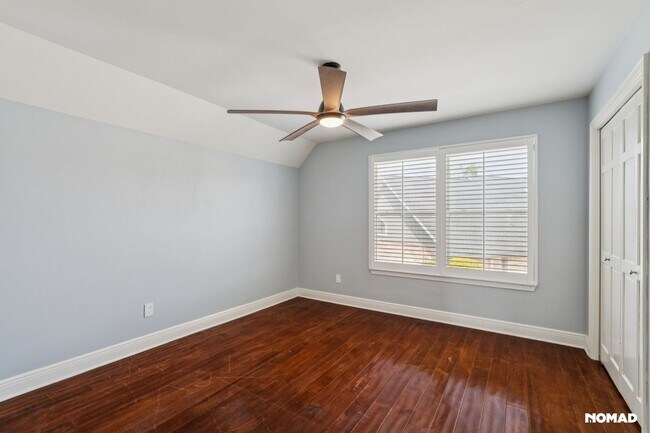 Building Photo - Spacious 4BR House in Pensacola; Pool