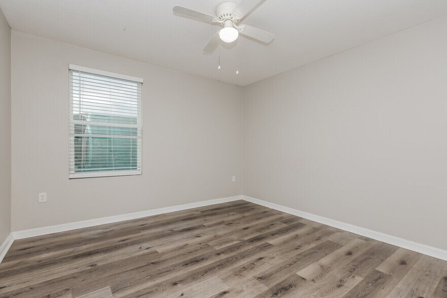 Building Photo - 12102 Fawn Brindle St