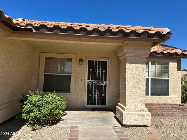 Building Photo - 1300 W Boston St