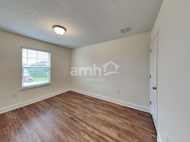 Building Photo - 4647 Reisswood Loop