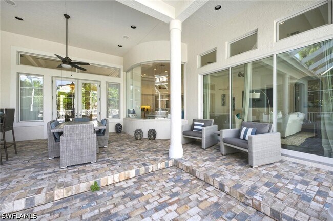 Building Photo - 2540 Half Moon Walk