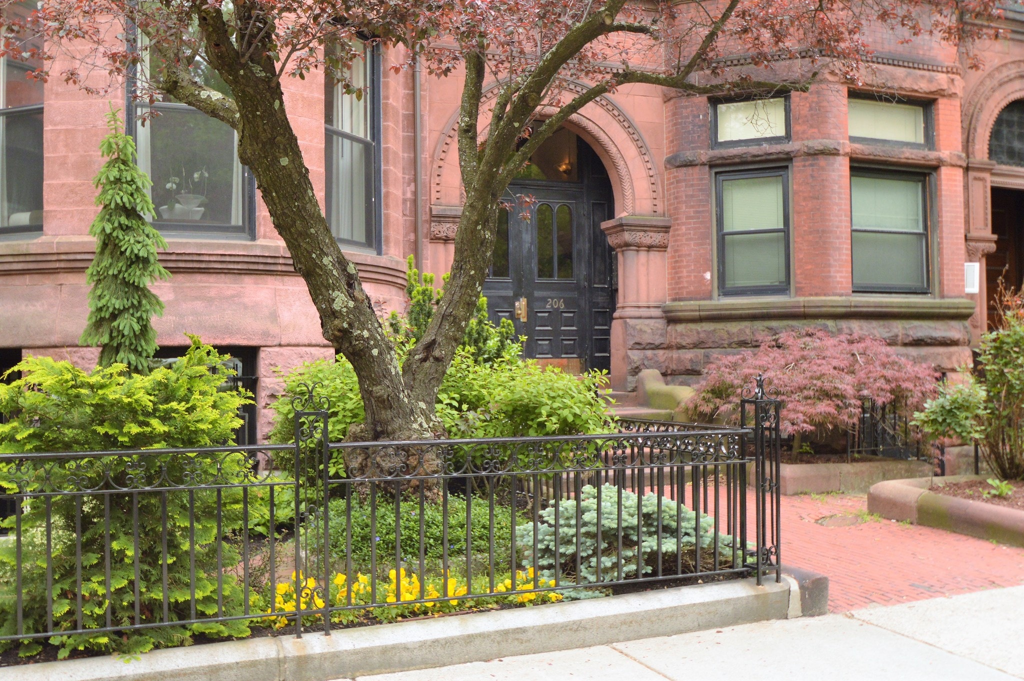 Building Photo - 206 Commonwealth Avenue