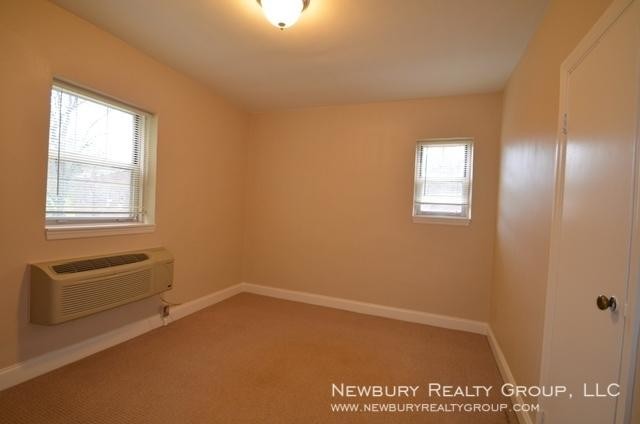 Building Photo - 1 bedroom in Port Vue PA 15133