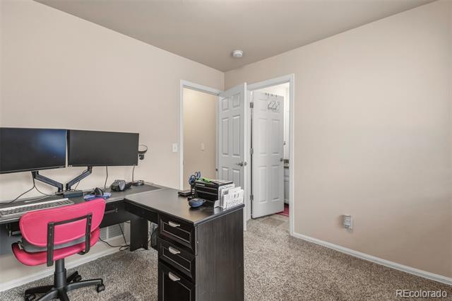Building Photo - 6005 San Mateo Dr
