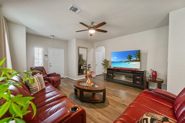 Building Photo - 23659 Goodfellow Dr