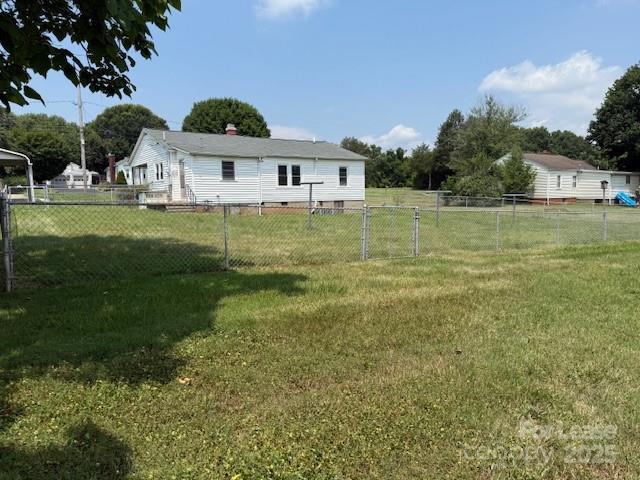 Building Photo - 130 Ivanhoe Ln