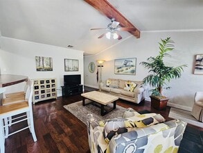 Building Photo - 5107 Leralynn St