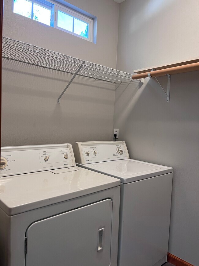 Building Photo - 17210 SE 21st St