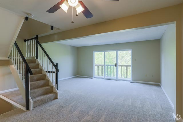 3BR, 2.5BA - 1976SF - Hawthorne Manor