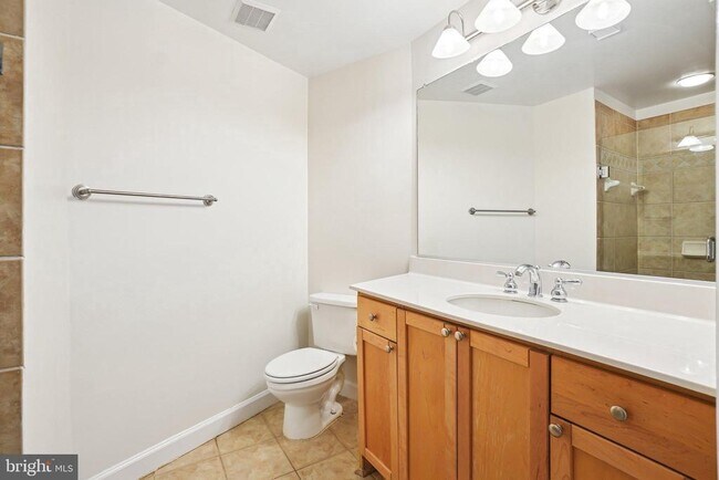 Building Photo - 1441 Rhode Island Ave NW