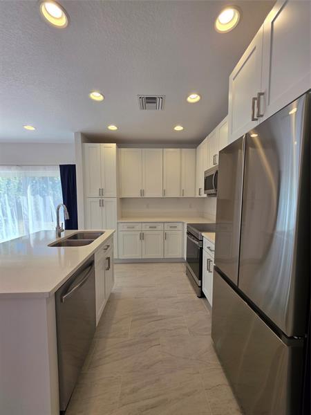 Building Photo - 3442 NW 36th Ave