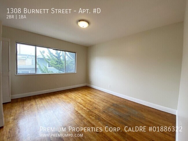 Building Photo - 1308 Burnett St