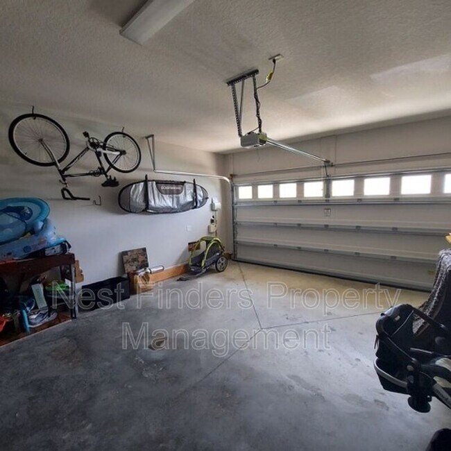 Building Photo - 7061 Azalea Grove Dr