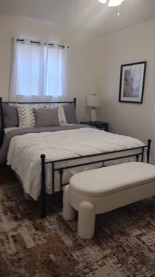 Building Photo - 9101 S Winston Way