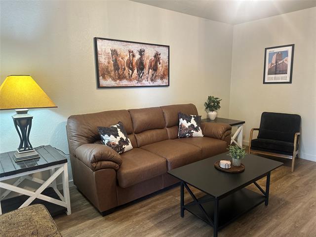 Building Photo - 1649 Palm St