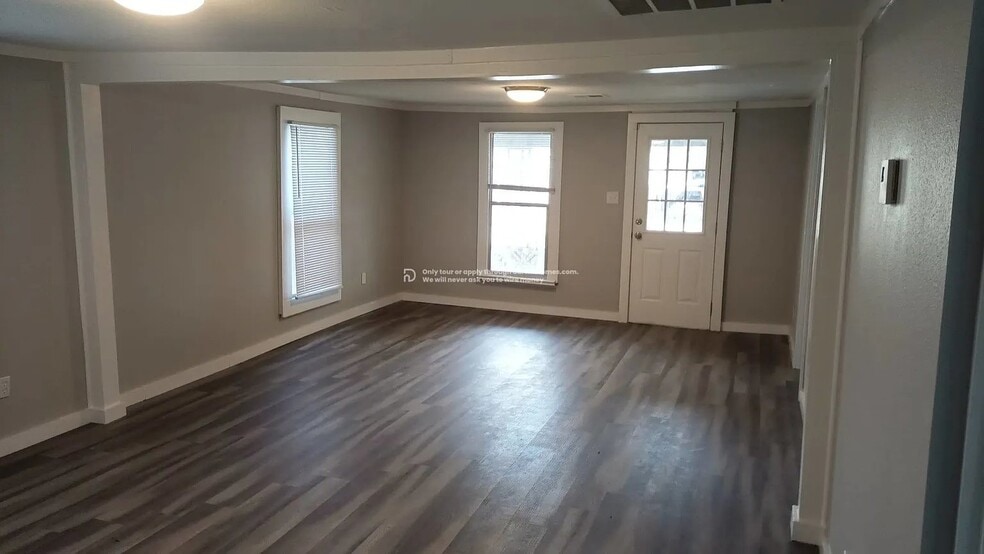 Building Photo - 612 Washington Ave