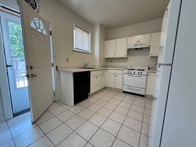 Building Photo - Available August 1, 2026; Lease will end J...