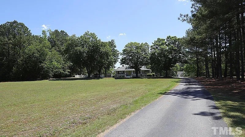 Jonesbay Lane entrance - 4409 Jonesbay Ln
