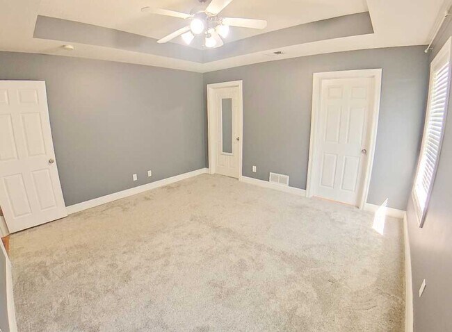 Building Photo - Fenced In Yard + Pet Friendly + Bonus Storage Shed + Stainless Steel Appliances + Washer & Dryer ...