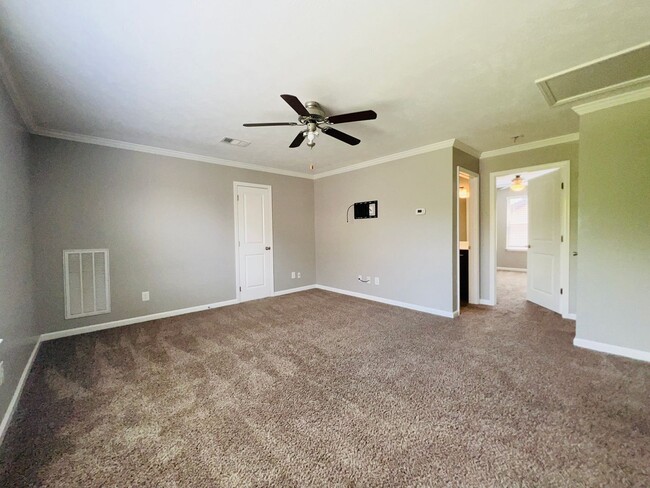 Building Photo - Walking Distance to Station Camp Schools