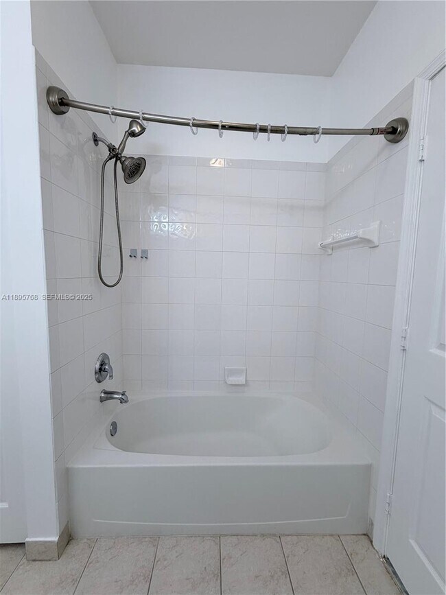 Building Photo - 4602 SW 160th Ave