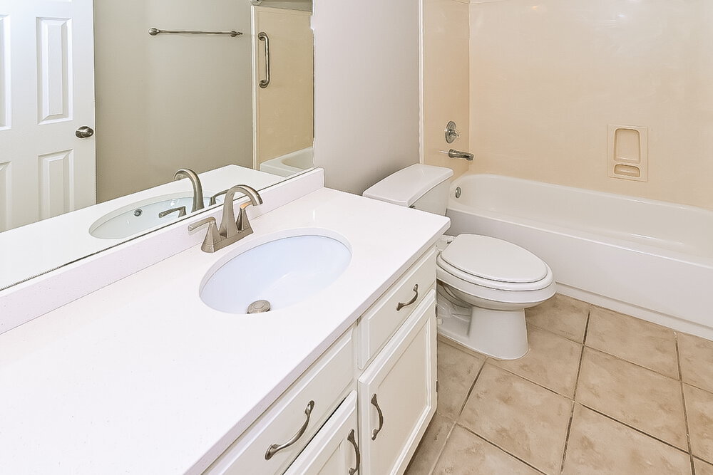 Building Photo - 6223 Oxbourne Cove