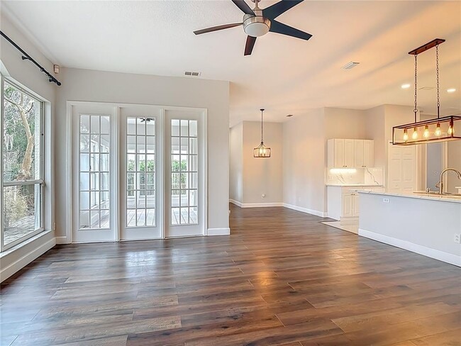 Building Photo - 6 Lionshead Dr