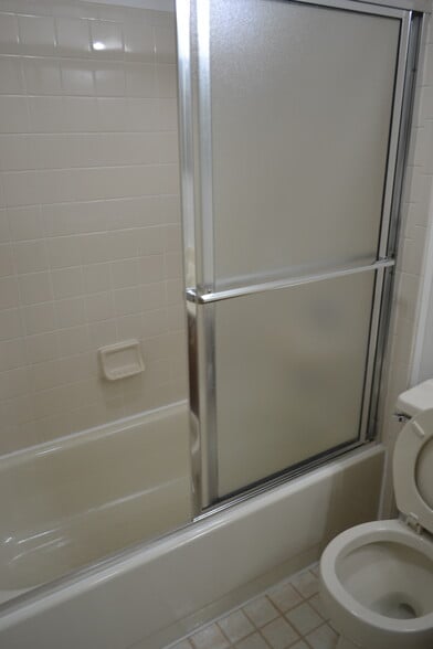 Bathroom - 1269 Seminole Dr