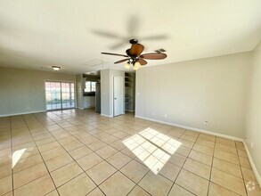 Building Photo - 2 Weeks Free Move-In Promo! Charming 4-Bed...