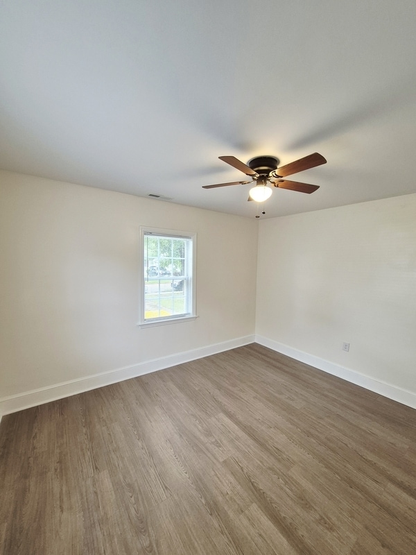 Building Photo - 115 Slagle Ave