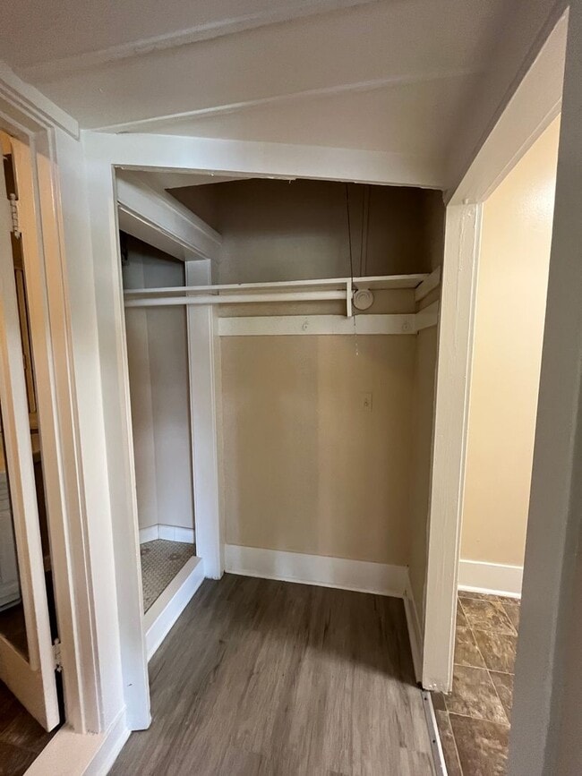 Building Photo - Spacious Studio with Balboa Park Views